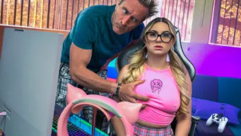 Uncle’s Free Use Dream: Tiny Gamer Girl Glitches Unless She Gets Dick